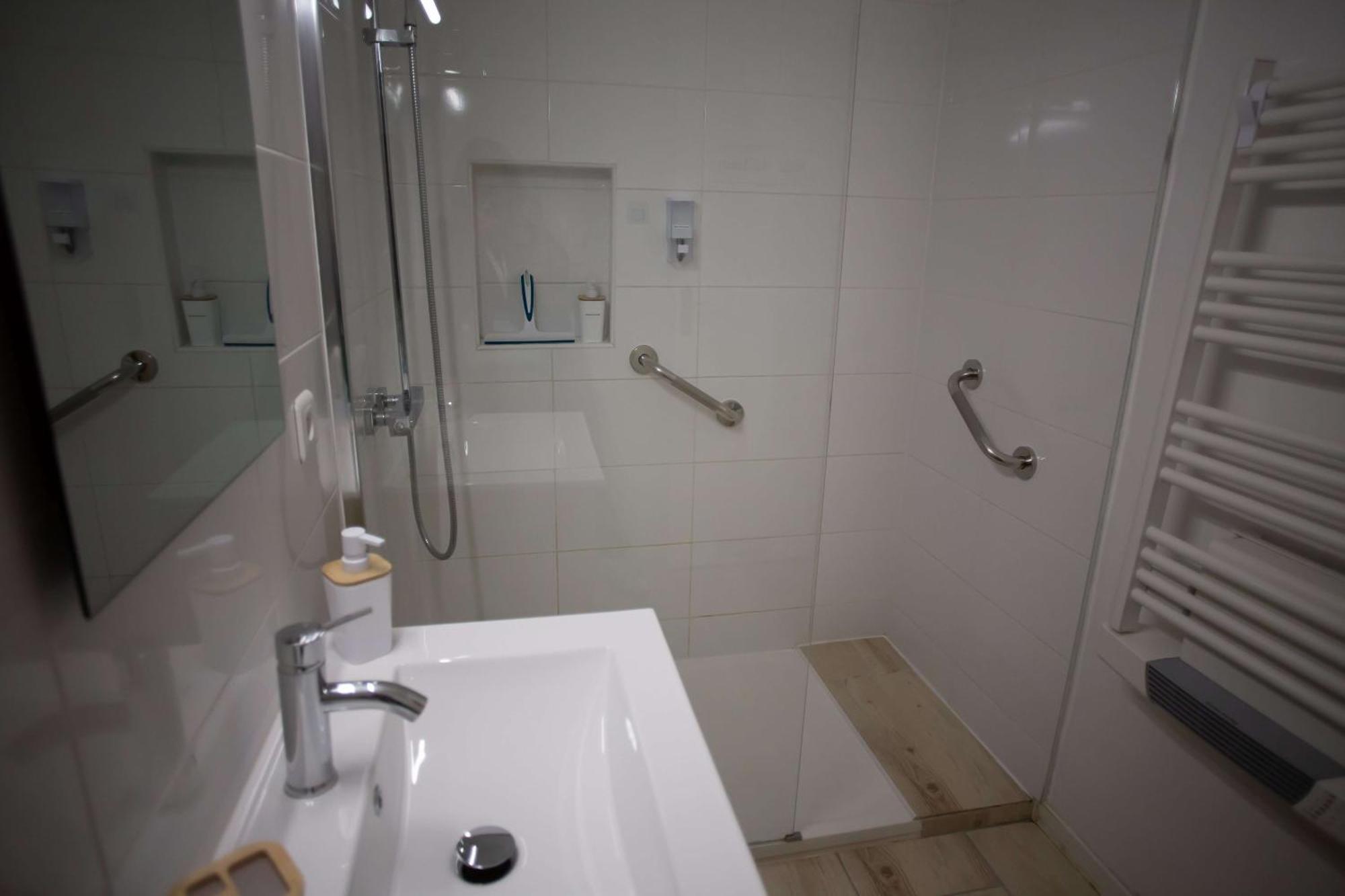 Le Cypres - Appartement Ideal Pour Vos Vacances Ou Vos Deplacements Professionnels A 베지에 외부 사진